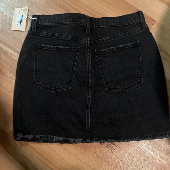 Universal Thread Women’s High Rise Denim Mini Skirt-Black Size 8 - Picture 2 of 2